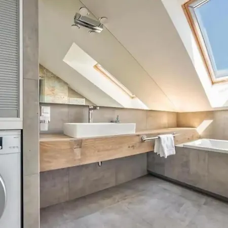 Close-urban Chic - Great Location - Swietej Barbary Appartamento Danzica